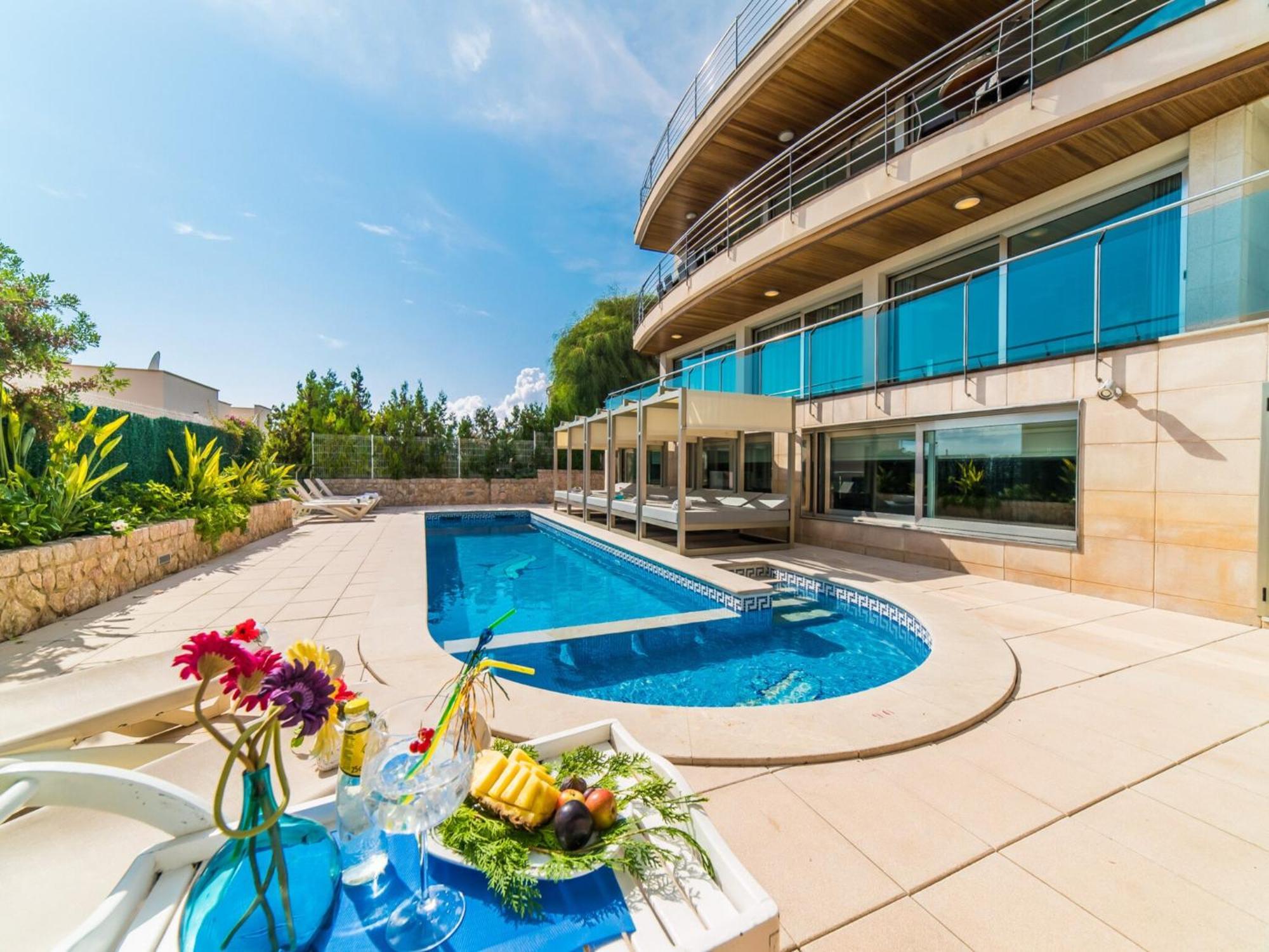 Holiday home In With Jacuzzi *